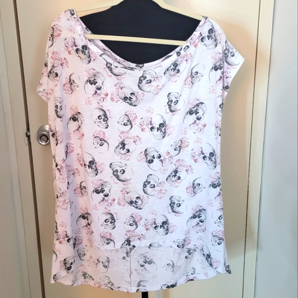 Skull shirt